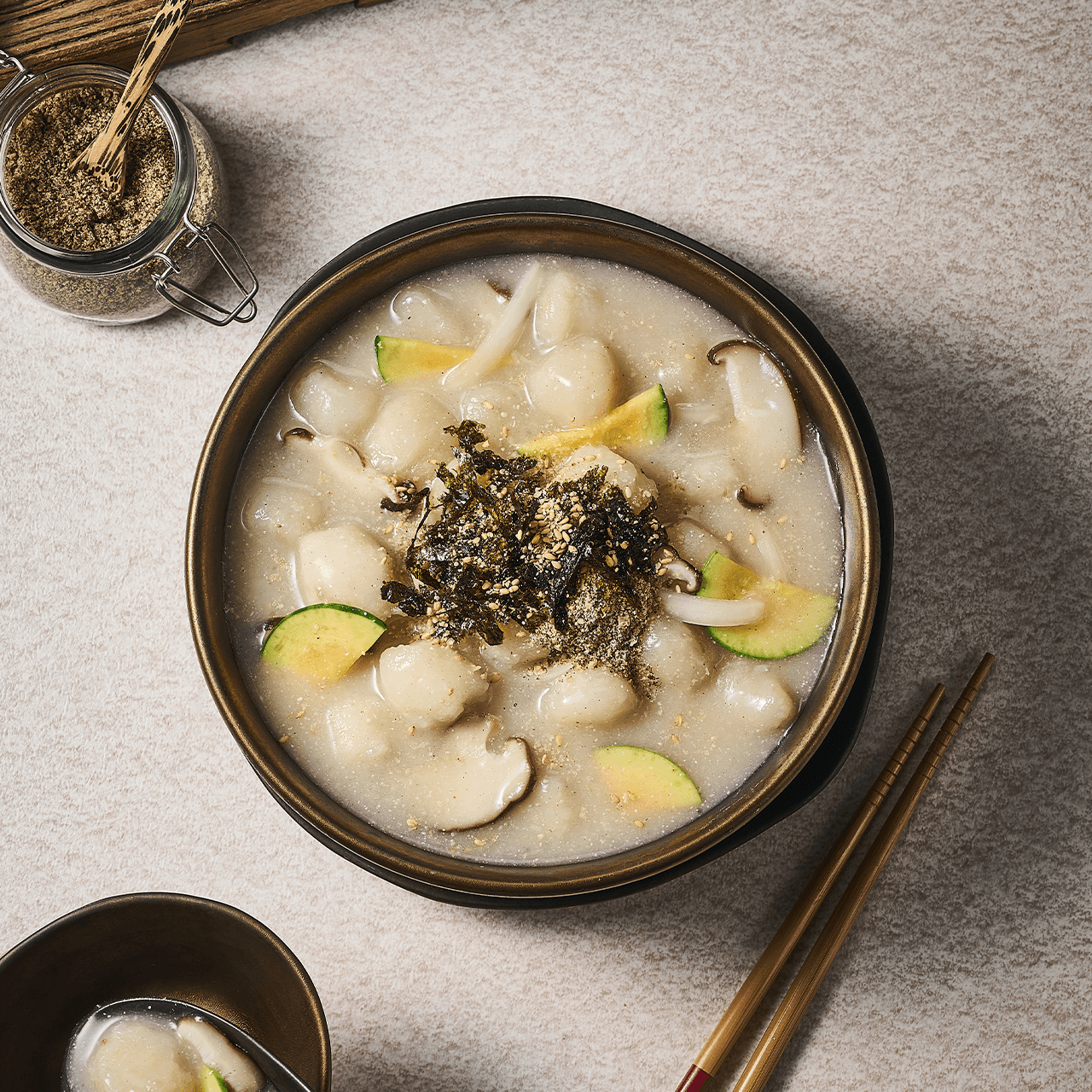 시그니처 들깨 감자옹심이